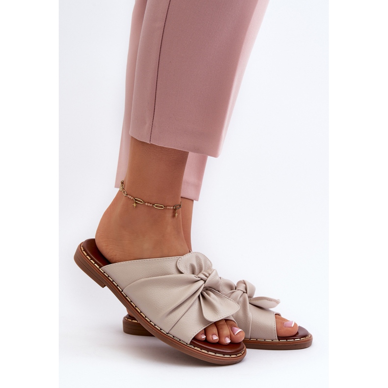 Tongs À Talon Plat Pour Femme Beige Nelvira 2