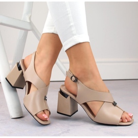 Sandales femme beiges à talon décoratif, Vinceza 62111 1