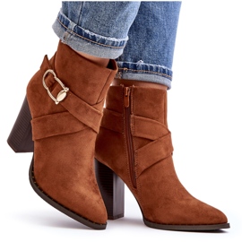 Bottines en daim sur talon haut avec boucle Camel Eftane brun 9