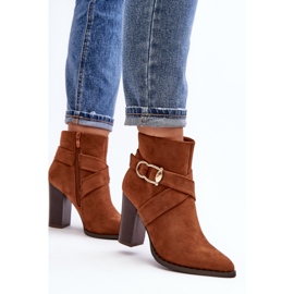 Bottines en daim sur talon haut avec boucle Camel Eftane brun 6