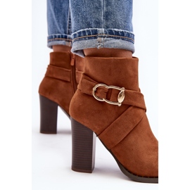 Bottines en daim sur talon haut avec boucle Camel Eftane brun 5