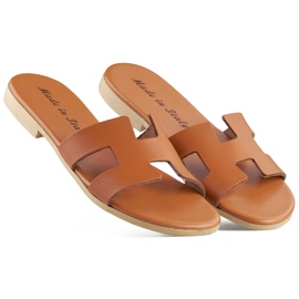 Tongs classiques pour femmes en cuir marron brun 1