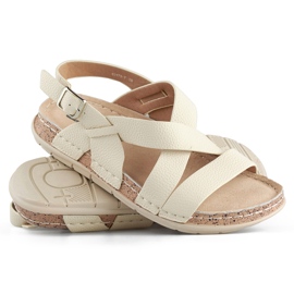 Sandales femme beiges avec semelle intérieure en cuir 1