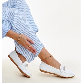 Mocassins blancs ornés de strass Adiba blanche 1