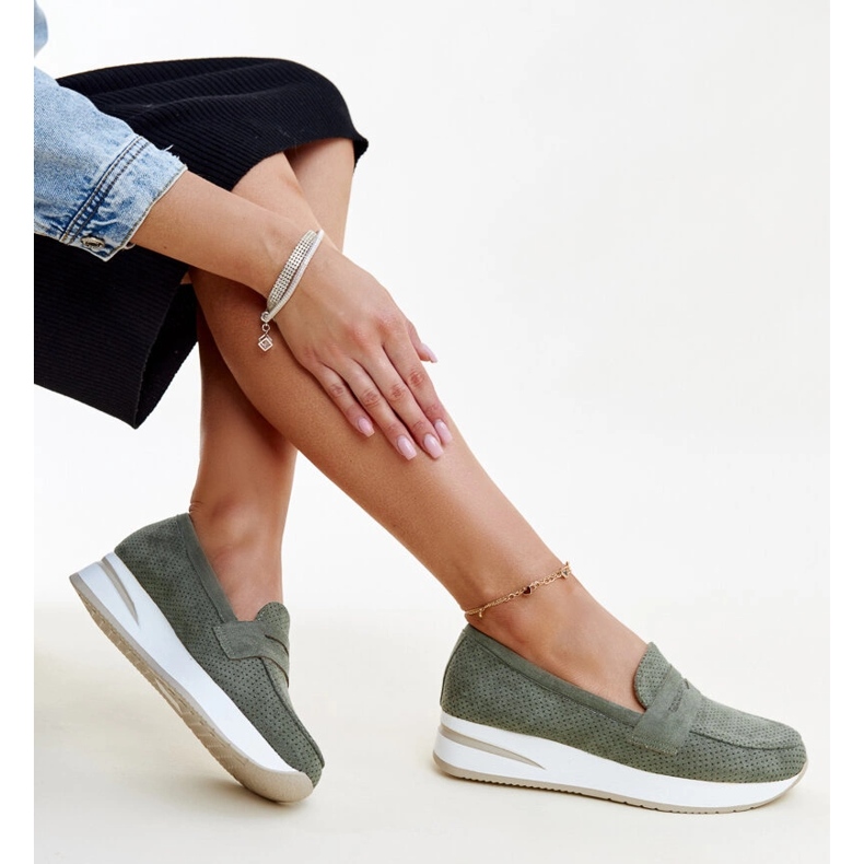 Chaussures Muna perforées vertes 1