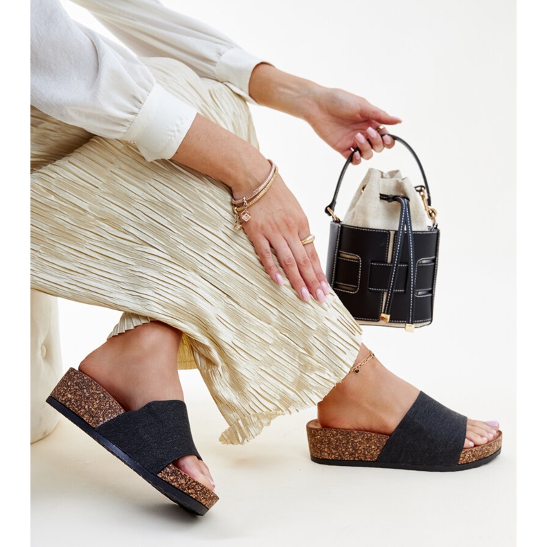 Tongs noires avec coin en liège Naifene 1