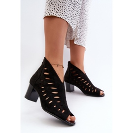 Jezzi Bottines Femme Ajourées En Daim Eco à Talon Haut Bout Ouvert, Noir Timalre le noir 3