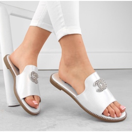 Tongs confortables pour femmes avec zircons, blanches S.Barski 050 1