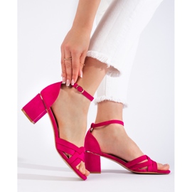 Sandales à talons en daim rose 1