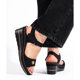 Sandales compensées en daim noir le noir 3