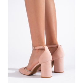 Escarpins à talons en daim beige 3