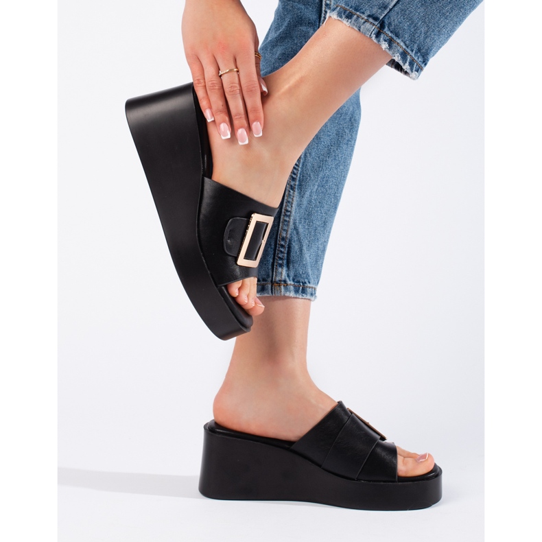 Chaussons compensés femme noirs 2