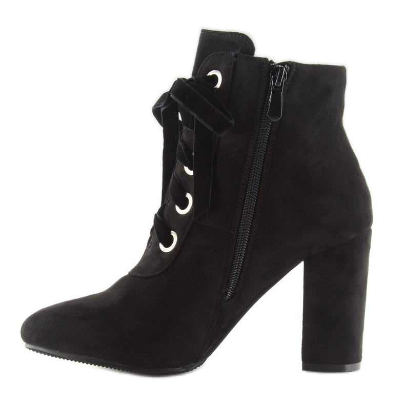 Bottes noires noires à talons larges 2