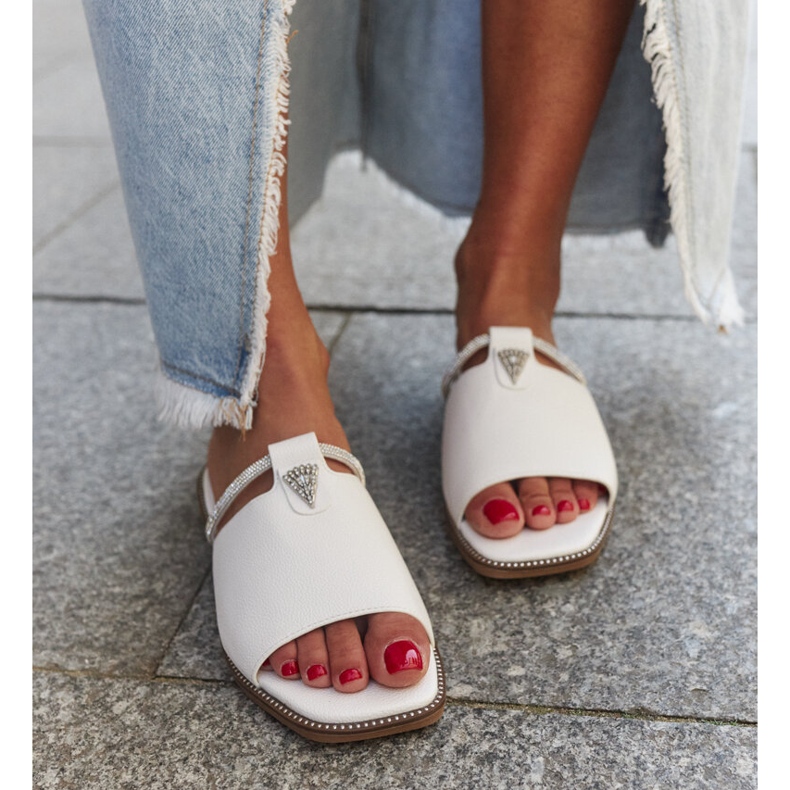 Tongs avec empiècement en cuir Antari blanche 2