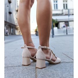 Sandales à talons hauts avec semelle intérieure en cuir Yakoota beige 3