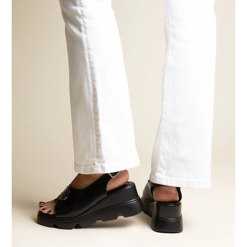 Sandales compensées à boucle Bayley noires le noir 1