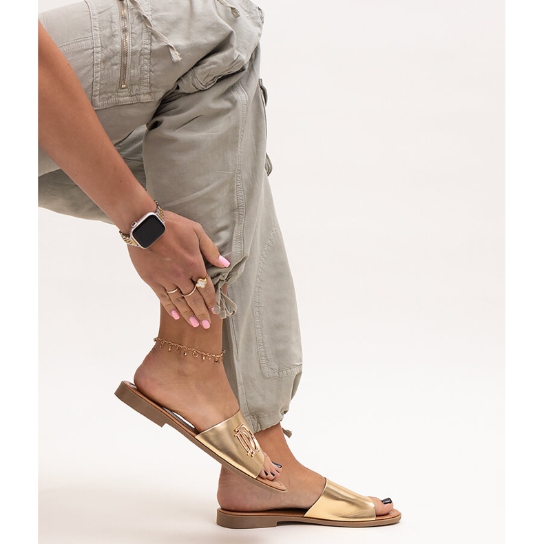 Tongs à boucle dorée Almeita d'or 1