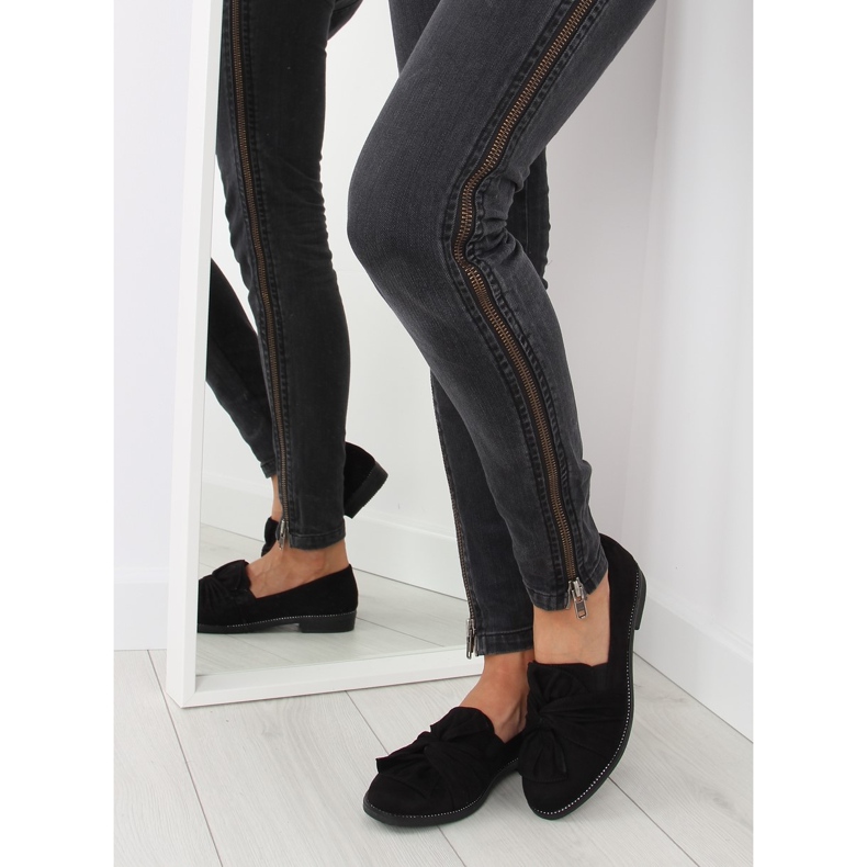 Mocassins noirs pour femmes avec un nœud noir 2