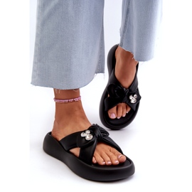 Tongs en cuir pour femmes sur la plateforme noir GOE NN2N4110 le noir 4