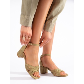 Sandales femme en daim vert 3