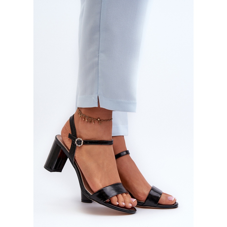 Sandales noires à talons hauts Glindra le noir 2