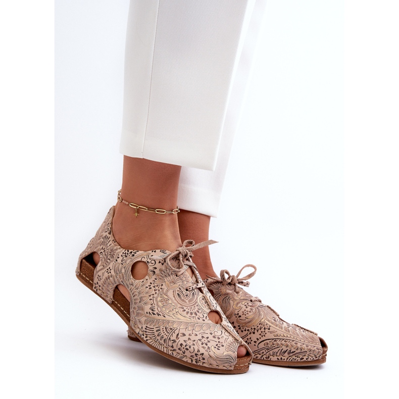 Chaussures Femme à Motifs Avec Découpes Maciejka 06431-02 Beige 2