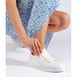 Baskets blanches confortables pour femmes 1