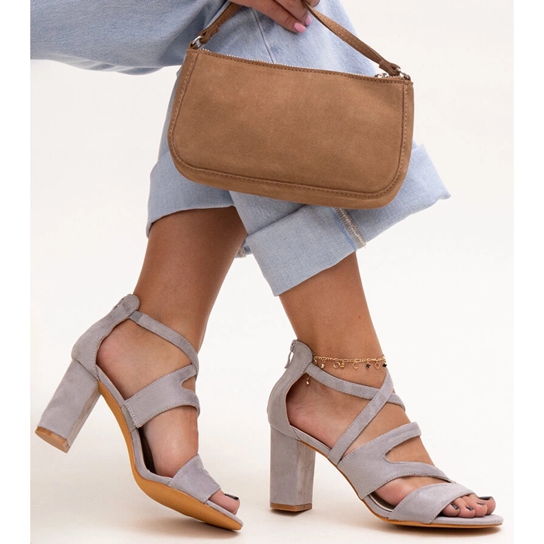 Sandales à talons grises avec semelle intérieure Yanick en cuir 1