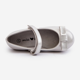 Ballerines Enfant Brillantes Avec Noeud Velcro Fiorelle Argenté 2 Ballerines Enfant Brillantes Avec Noeud Velcro Fiorelle Argenté 2