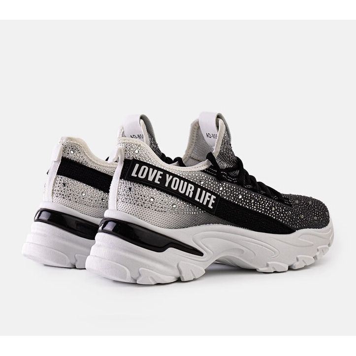 Baskets massives brillantes blanches et grises par Senai noir 1
