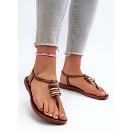 Sandales plates pour femmes tongs 83507 Ipanema Class Blown Up Sandal Fem Marron brun 2