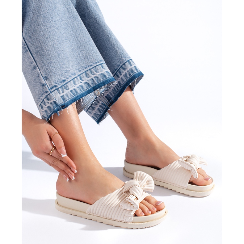 Babouches beiges à nœud 1