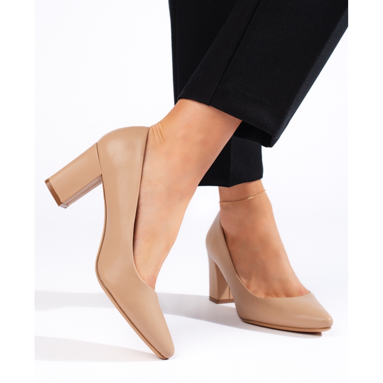 Escarpins beiges confortables de Sergio Leone 1