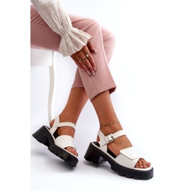 Sandales féminines avec écos-cuir aux talons hauts et plate-forme blanche Vinceza 36257 3