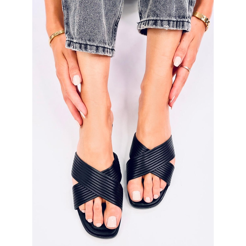 Chaussons femme Fuzzy Black le noir 1