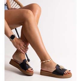 Claquettes plateforme noires avec boucle Nibal 1