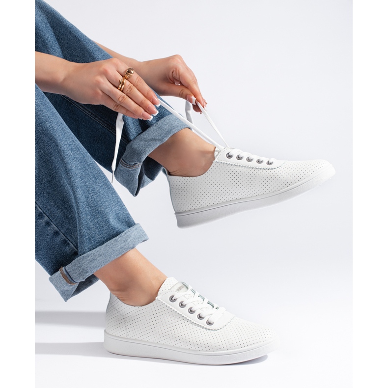 Baskets blanches classiques pour femme 1