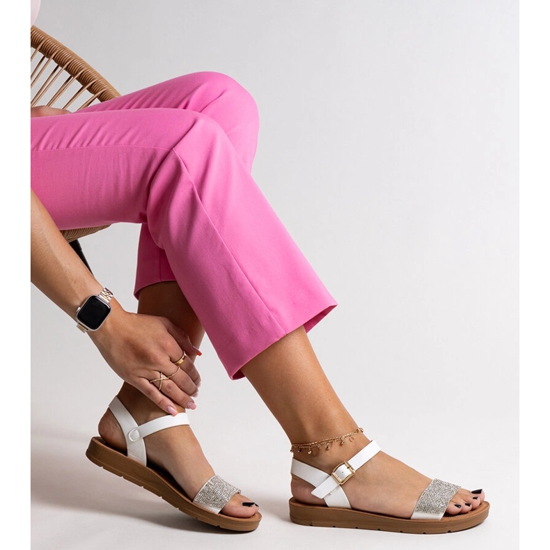 Sandales blanches avec zircons cubiques Estellaria 1