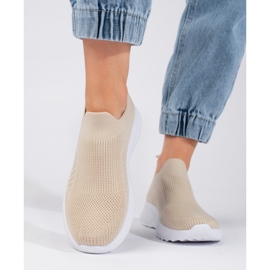 Chaussures de sport slip-on femme beiges 2