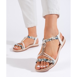 Sandales plates tricotées blanches 1