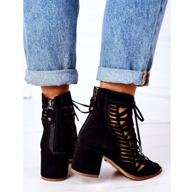 Bottines Daim Ajourées Maciejka 04040-01 Noir 2