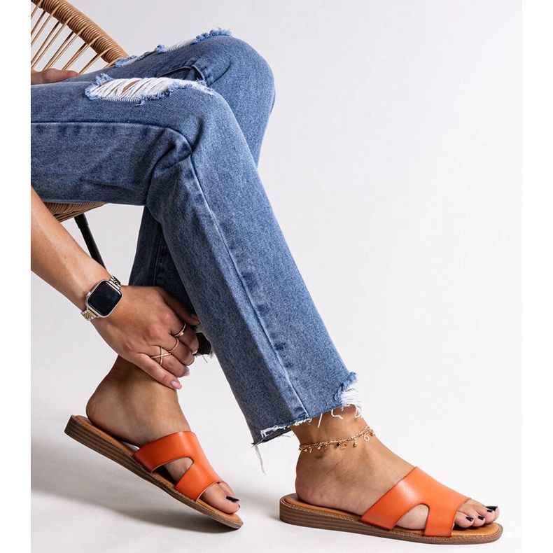 Tongs orange en cuir écologique par Kajetana 1