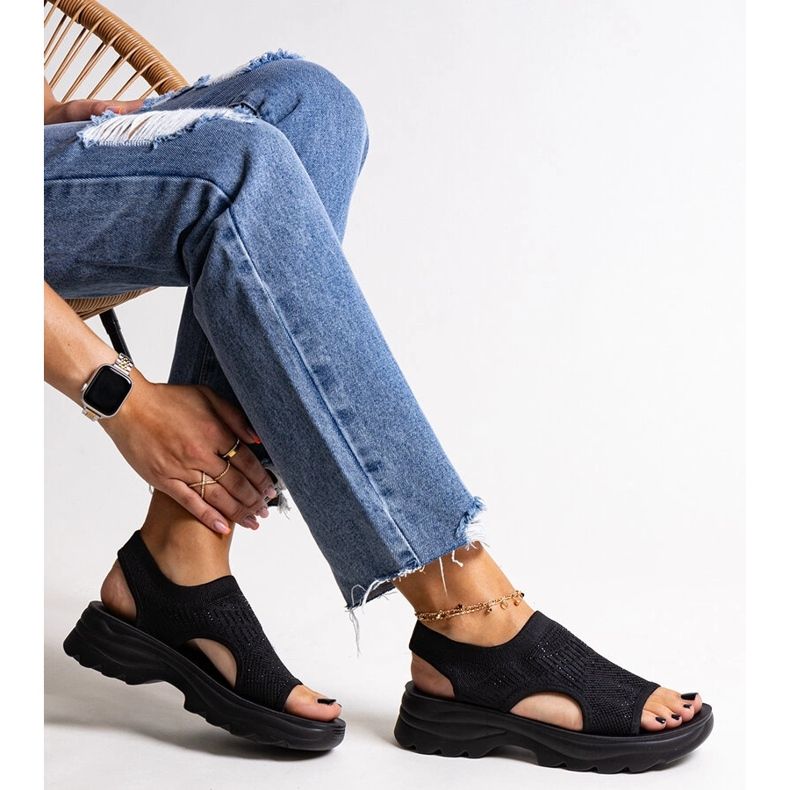 Sandales à plateforme en tissu noir avec strass Delmare le noir 1