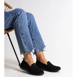 Les baskets noires de Rahim avec une semelle en mousse le noir 2