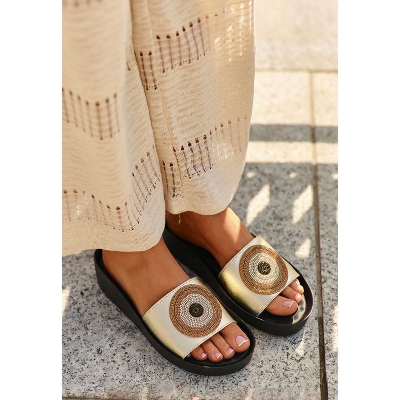 Tongs en cuir pour femmes avec décoration S.Barski KV27-019 Or doré 1