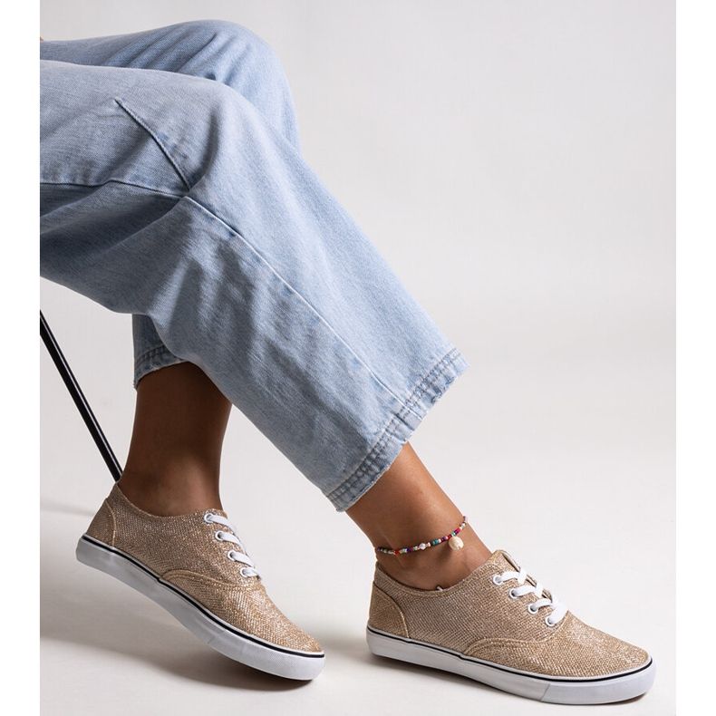 Baskets Carroline dorées et brillantes d'or 1 Baskets Carroline dorées et brillantes d'or 1