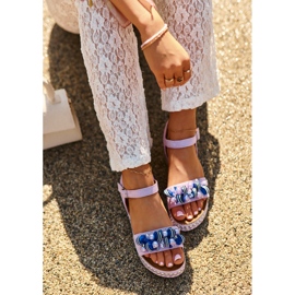 Sandales Pour Femmes Sur Compensée Et Plateforme Avec Décorations S.Barski HY056 Violet 1 Sandales Pour Femmes Sur Compensée Et Plateforme Avec Décorations S.Barski HY056 Violet 1