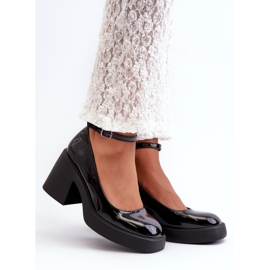 Escarpins vernis noirs à talons massifs Effiba 1