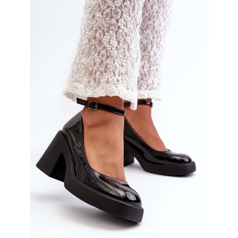 Escarpins vernis noirs à talons massifs Effiba 2