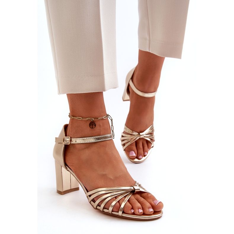 Evento Sandales à talons hauts Pyrrette dorées pour femmes d'or 2 Evento Sandales à talons hauts Pyrrette dorées pour femmes d'or 2